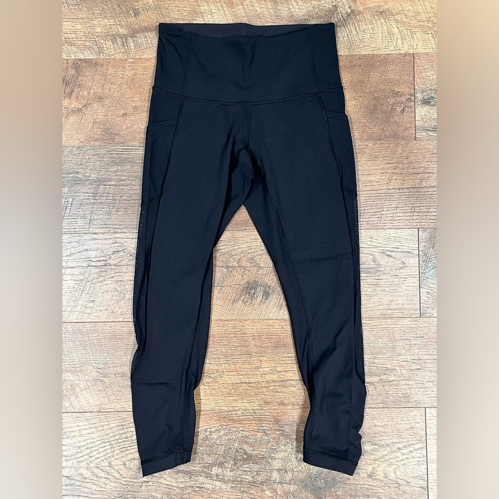 Lululemon Black Cropped Leggings